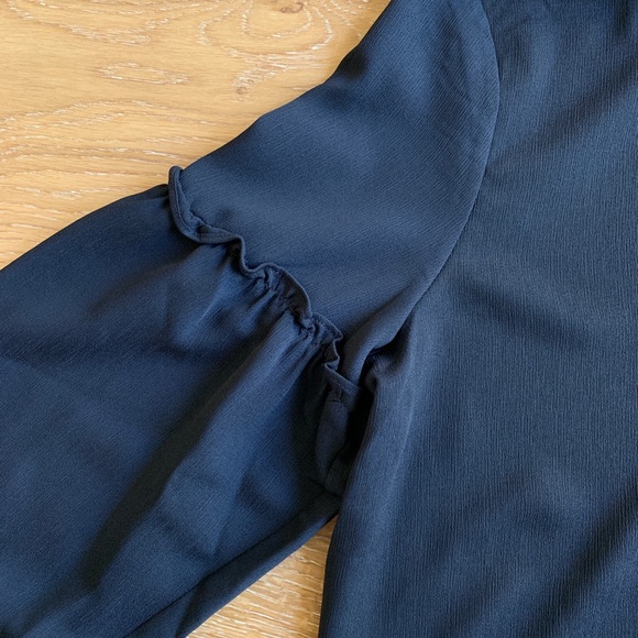NWOT Navy Ann Taylor ruffle sleeve blouse - Picture 3 of 8